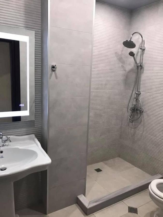 Hotel Light Palace Батуми Экстерьер фото