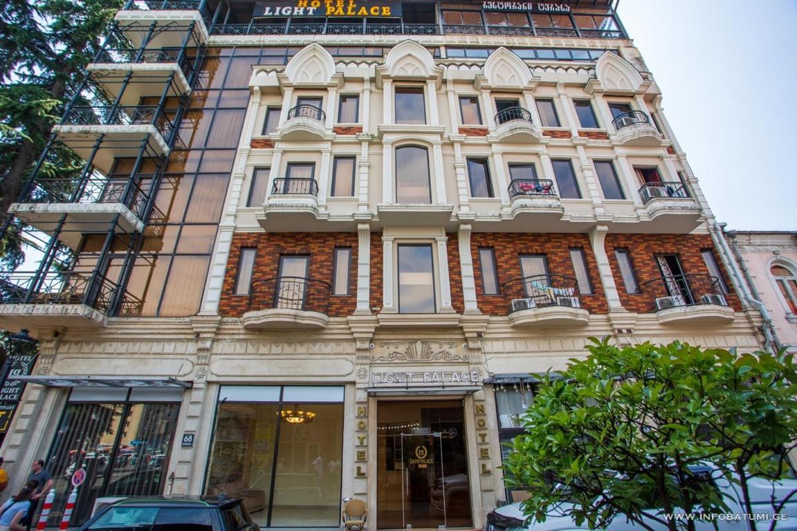 Hotel Light Palace Батуми Экстерьер фото